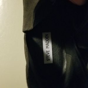 STEVEN MADDEN Booties